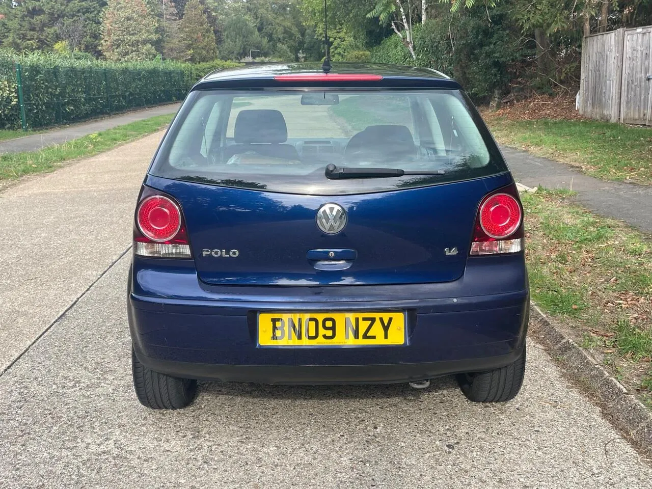Volkswagen Polo 2009 photo 5
