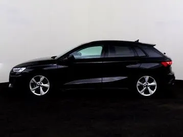 Audi A3 2025 photo 2