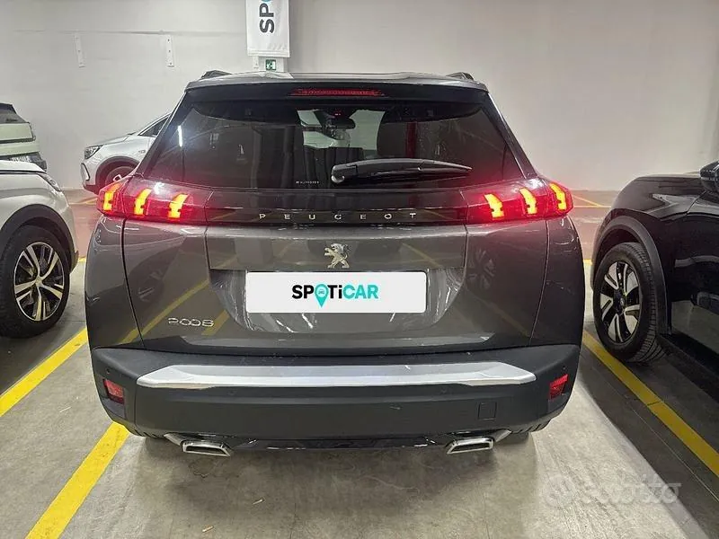 Peugeot 2008 2023 photo 4