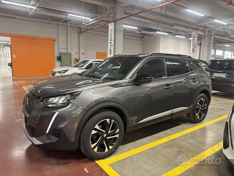 Peugeot 2008 2023 photo 2