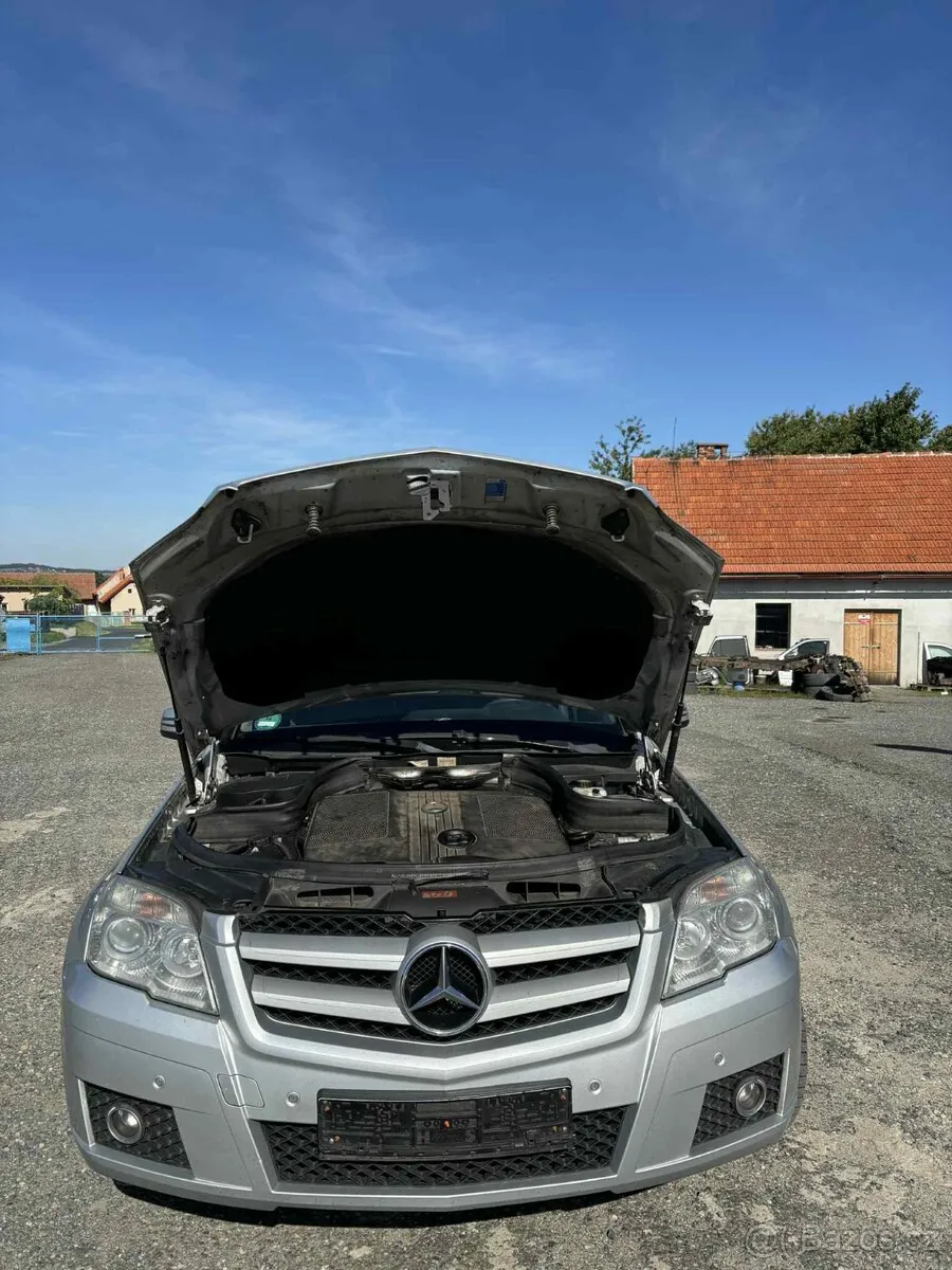 Mercedes-Benz Glk 2010 photo 2