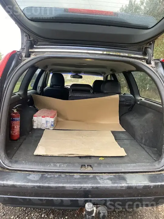 Volvo V70 2004 photo 5