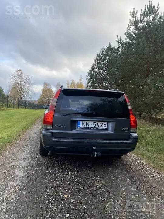 Volvo V70 2004 photo 4