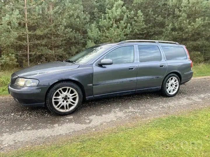 Volvo V70 2004 photo 3