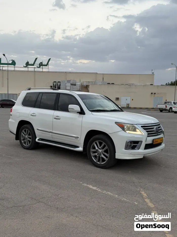 Lexus Lx 570 2012 photo 2