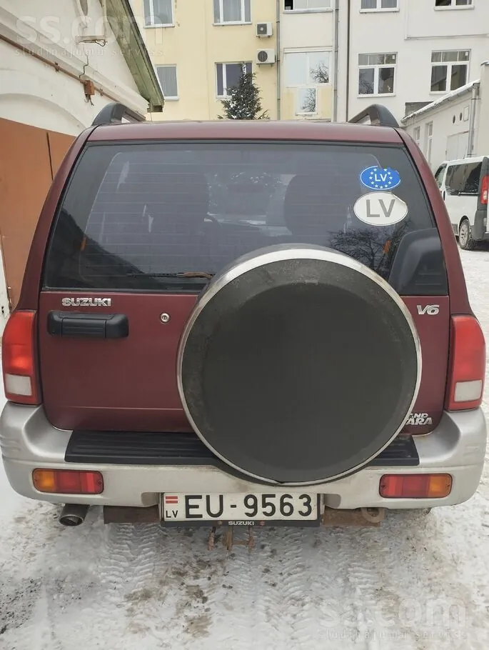 Suzuki Grand Vitara 2000 photo 3
