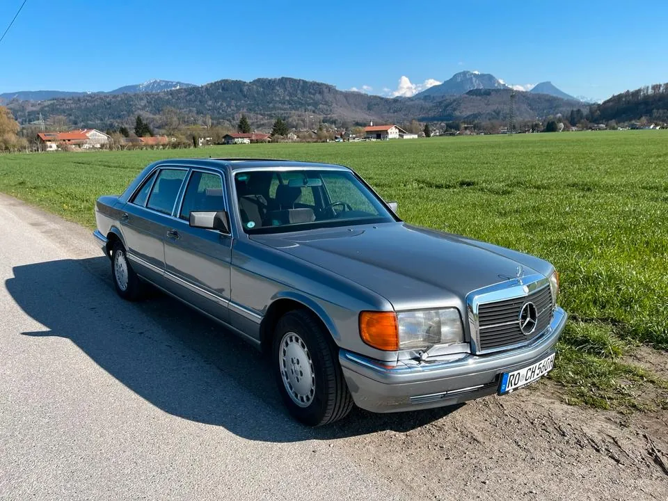 Mercedes-Benz 560 Sel