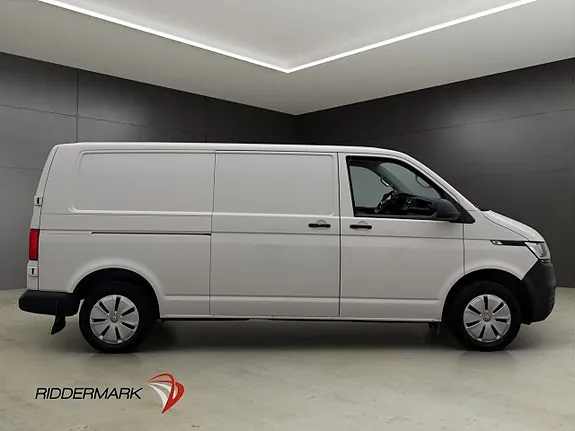 Volkswagen Transporter 2023 photo 2