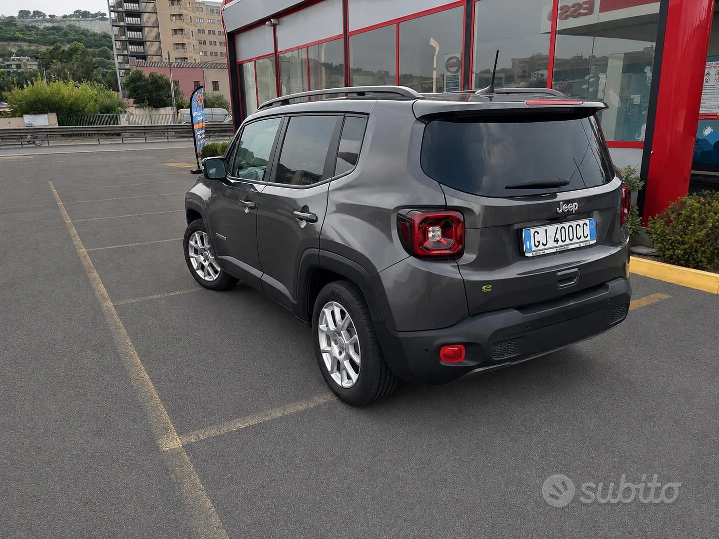 Jeep Renegade 2023 photo 3