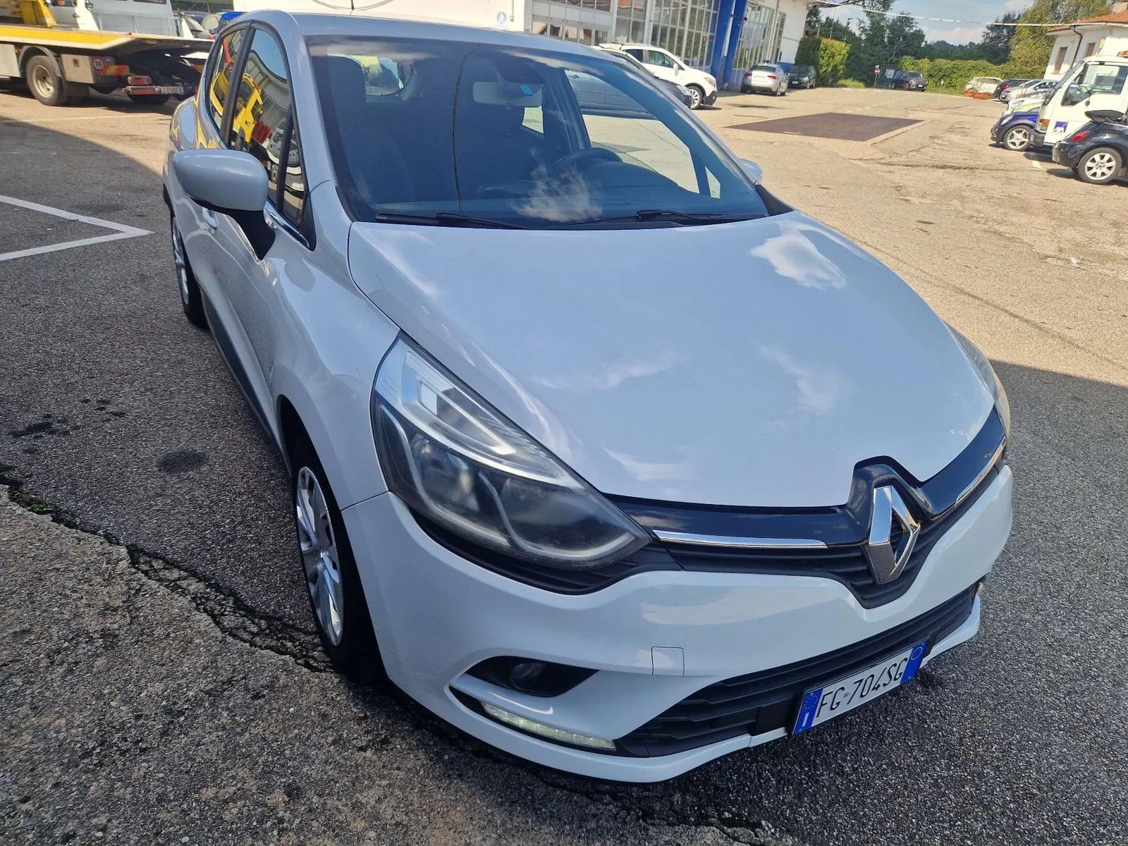 Renault Clio 2017 photo 2