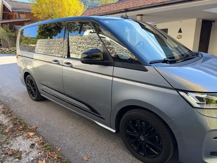 Volkswagen Multivan 2025 photo 3