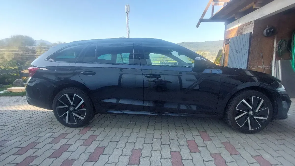 Skoda Octavia 2021 photo 3