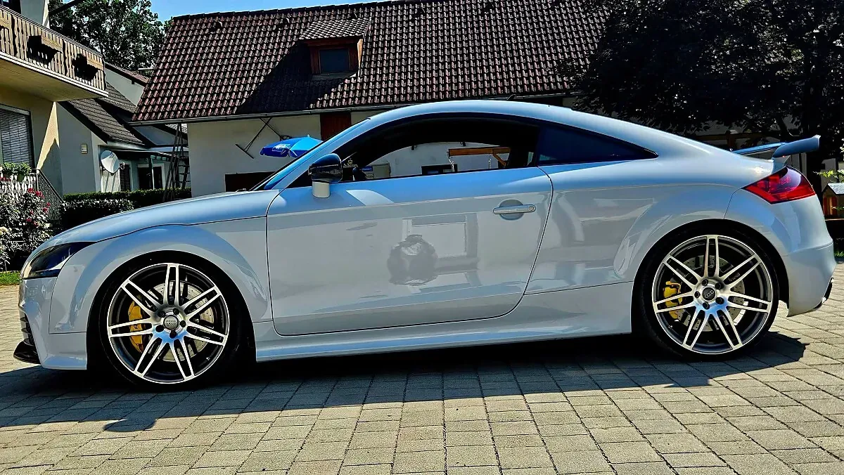 Audi Tt 2010 photo 3
