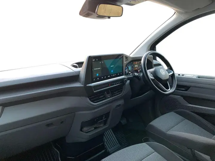 Volkswagen Transporter 2025 photo 2