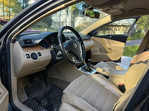 Volkswagen Passat 2006 photo 2