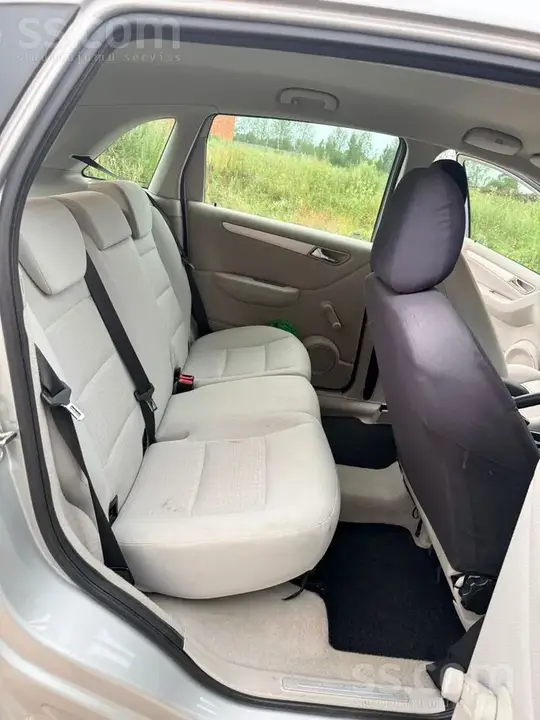 Mercedes-Benz B170 2008 photo 2