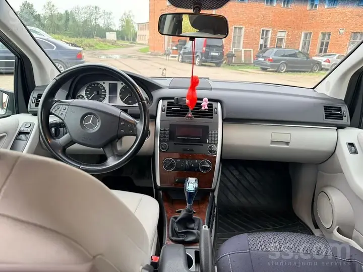 Mercedes-Benz B170 2008 photo 5