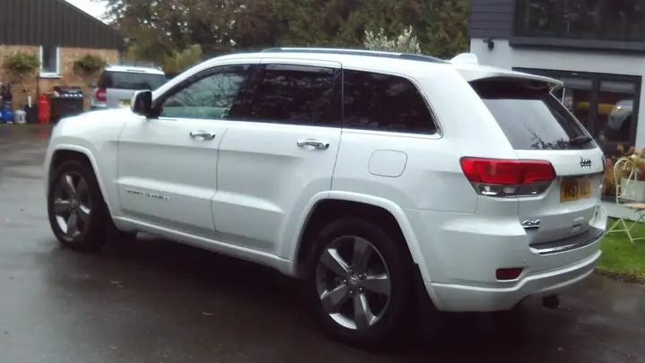 Jeep Grand Cherokee 2017 photo 3