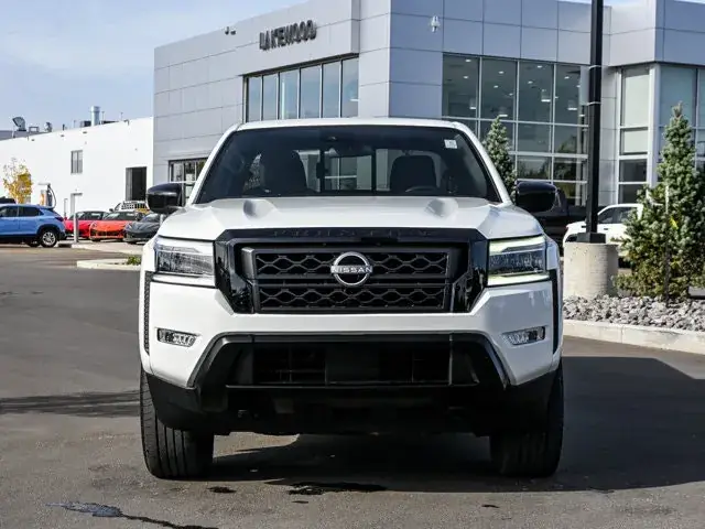 Nissan Frontier 2023 photo 3