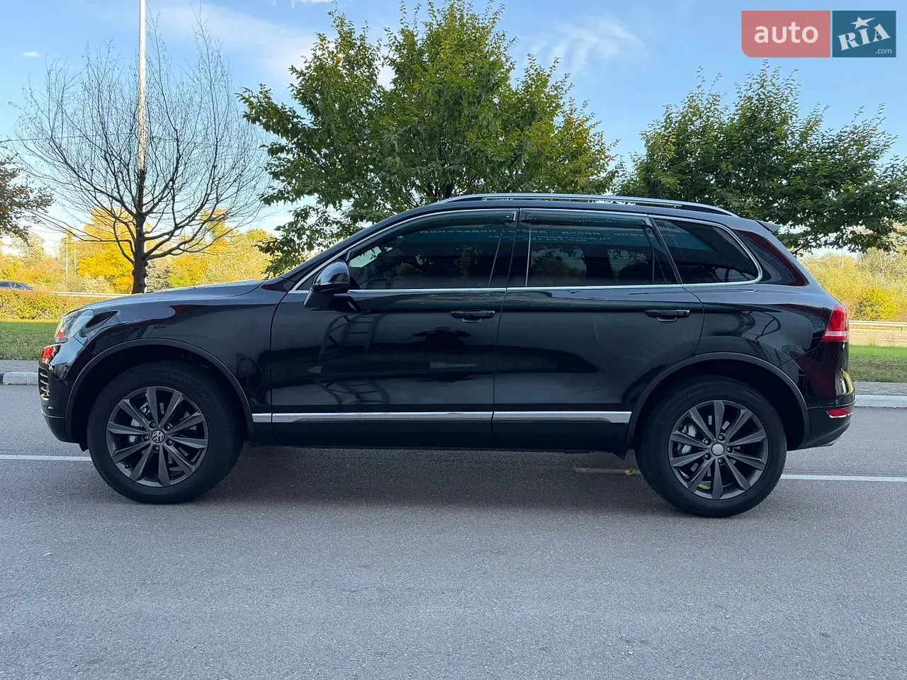 Volkswagen Touareg 2013 photo 2