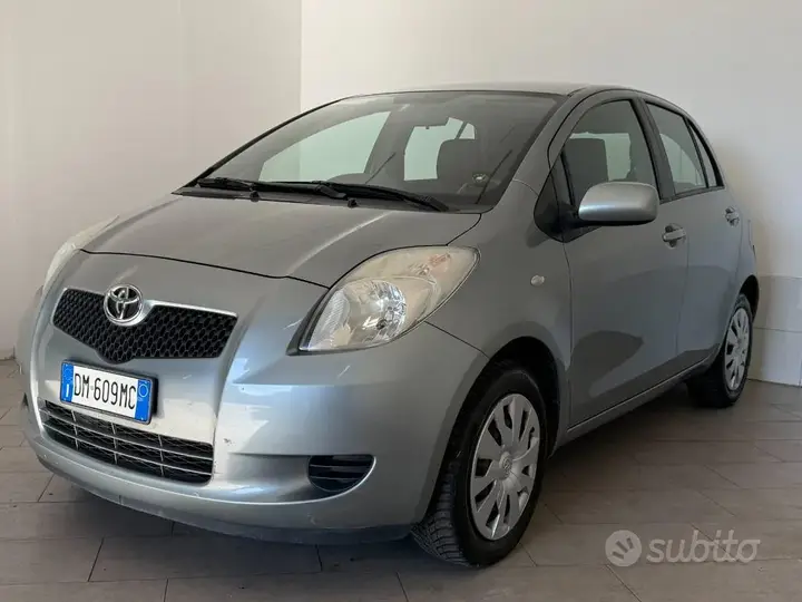 Toyota Yaris 2008 photo 3