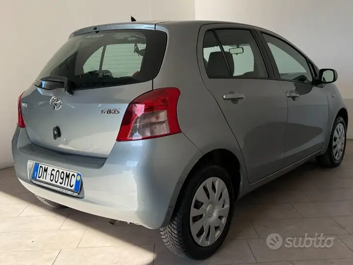 Toyota Yaris 2008 photo 4