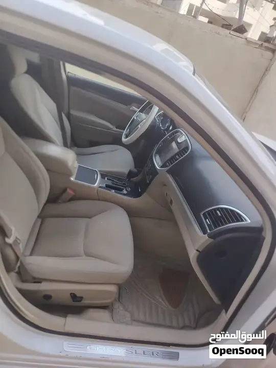 Chrysler 300 2013 photo 4