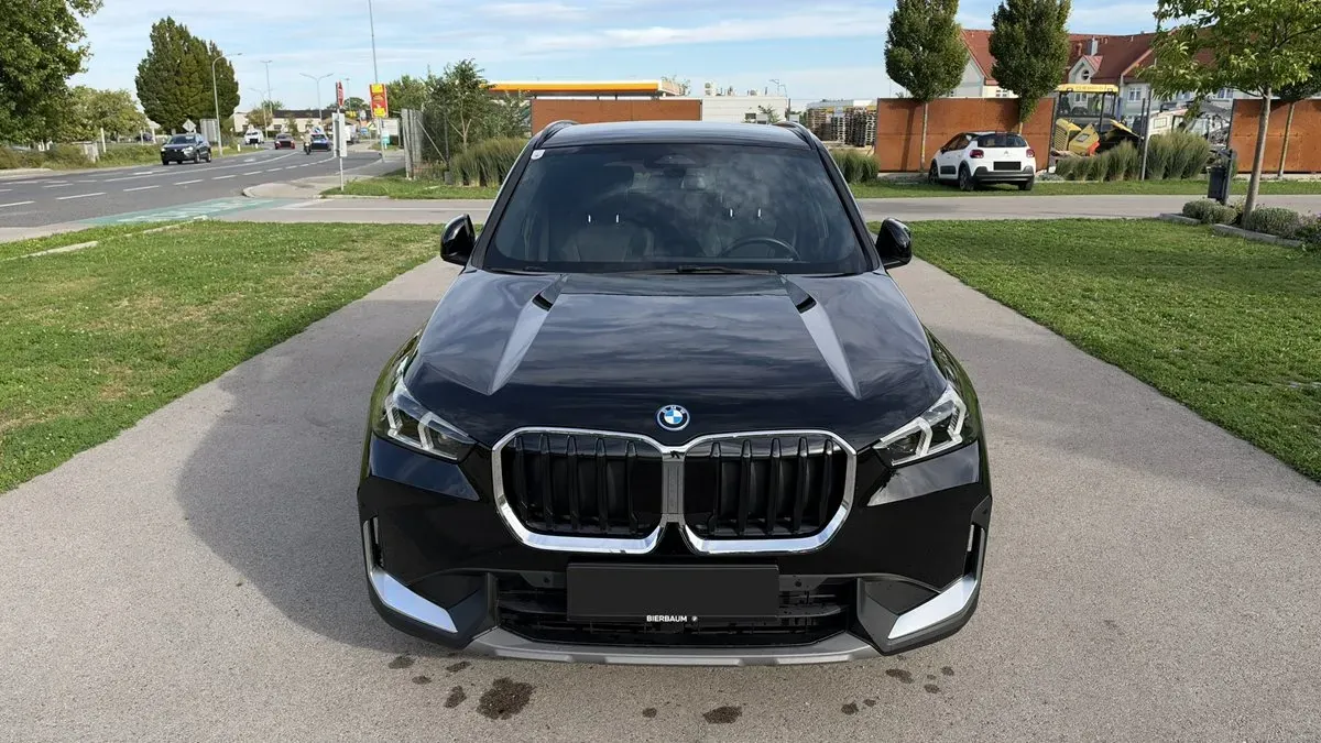 BMW X1 2023 photo 2