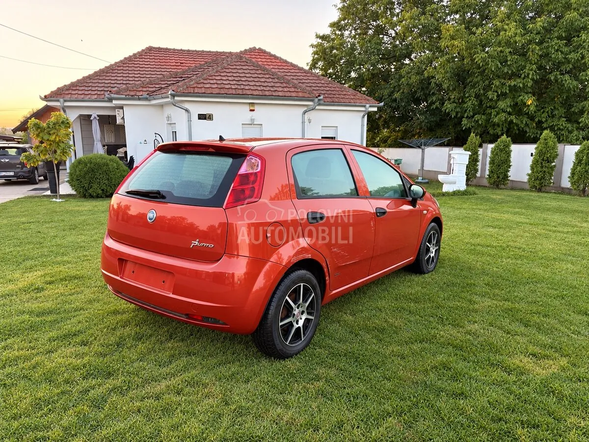 Fiat Grande Punto 2007 photo 3