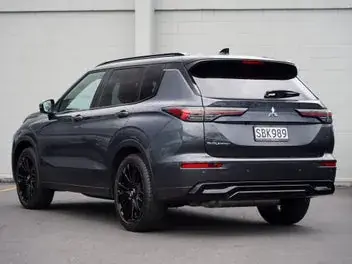 Mitsubishi Outlander 2026 photo 3