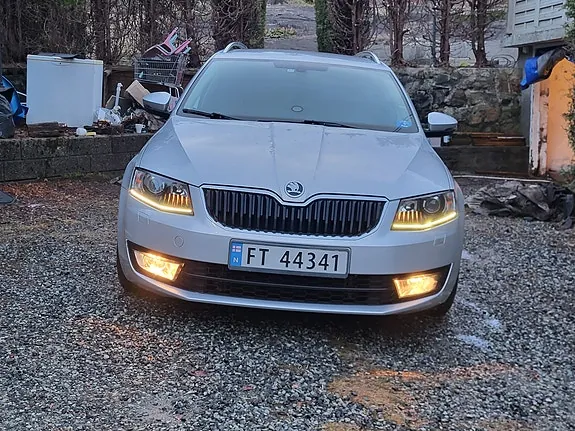 Skoda Octavia 2014 photo 4