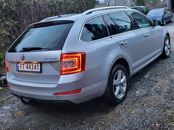 Skoda Octavia 2014 photo 5