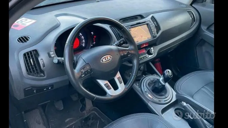 Kia Sportage 2012 photo 2