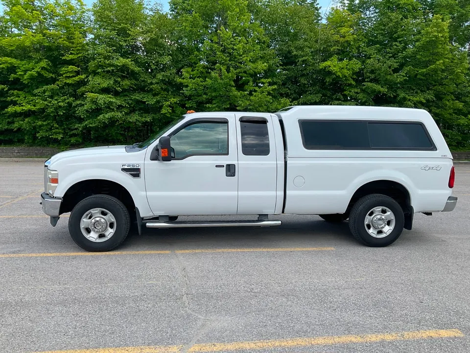 Ford F250 2010 photo 3