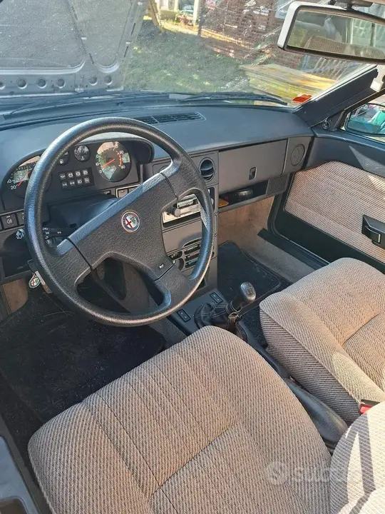 Alfa Romeo 33 1987 photo 4