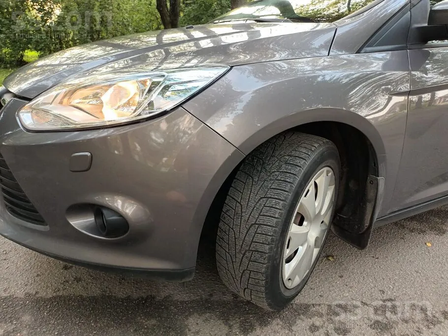 Ford Focus 2013 photo 3