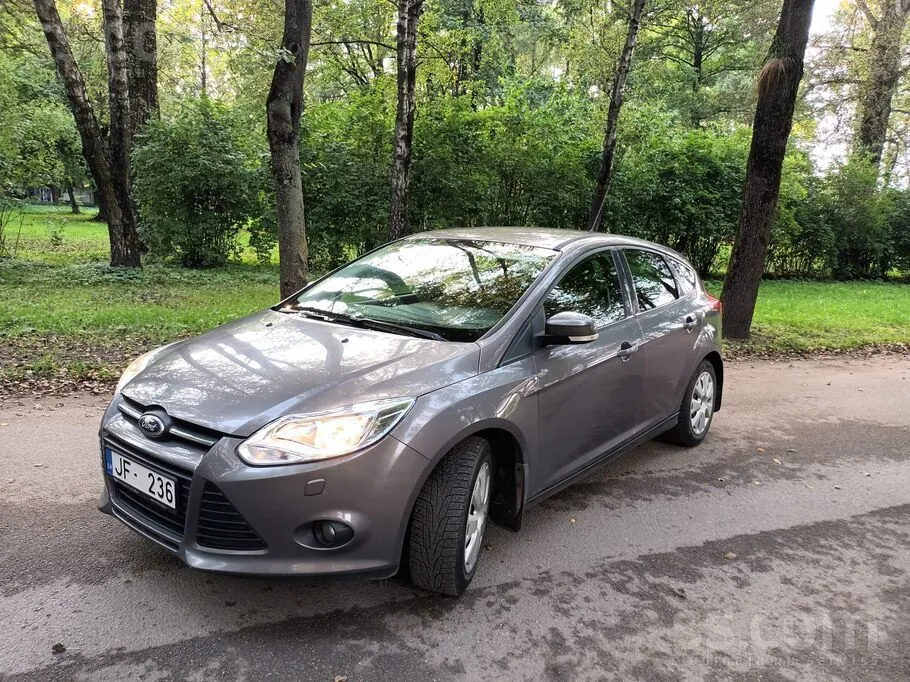 Ford Focus 2013 photo 2