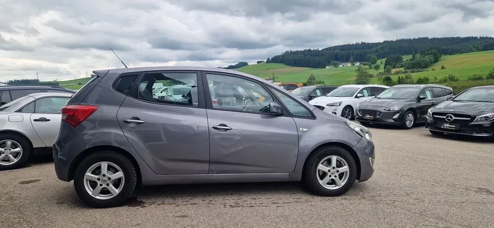 Hyundai Ix20 2012 photo 3