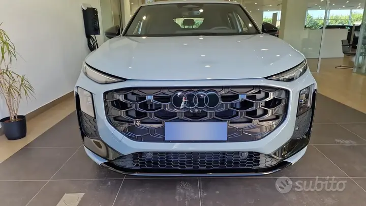 Audi Q3 2026 photo 2