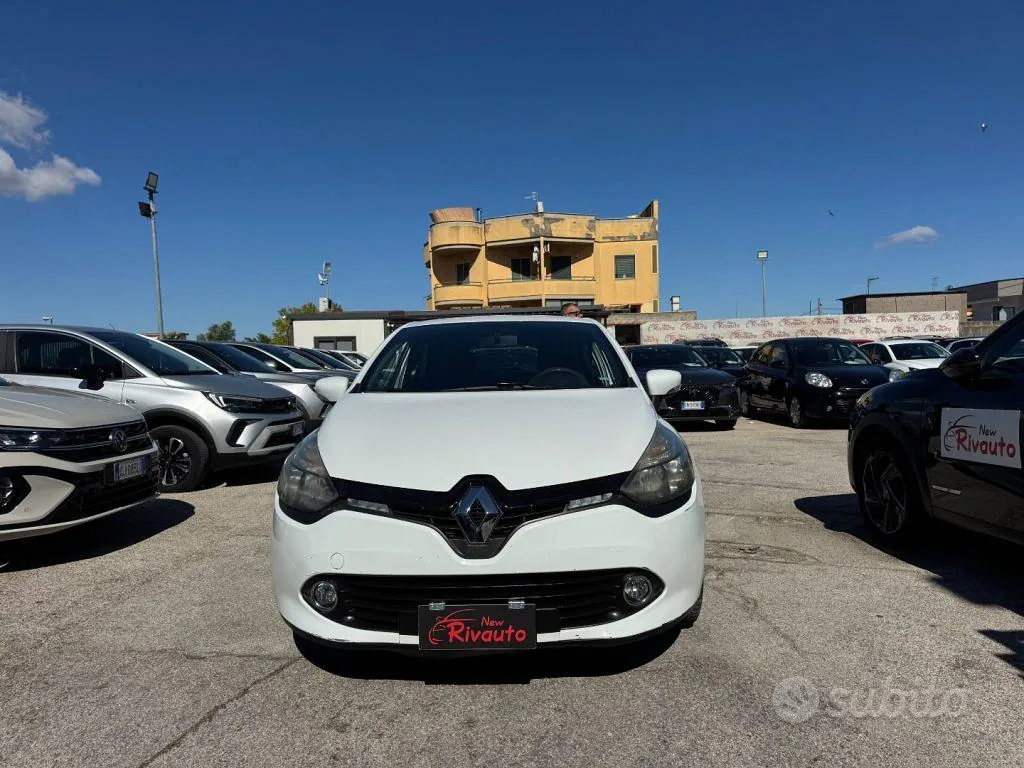 Renault Clio 2014 photo 3