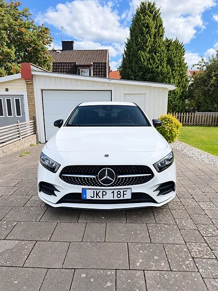 Mercedes-Benz A180