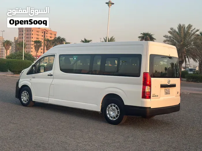 Toyota Hiace 2021 photo 4