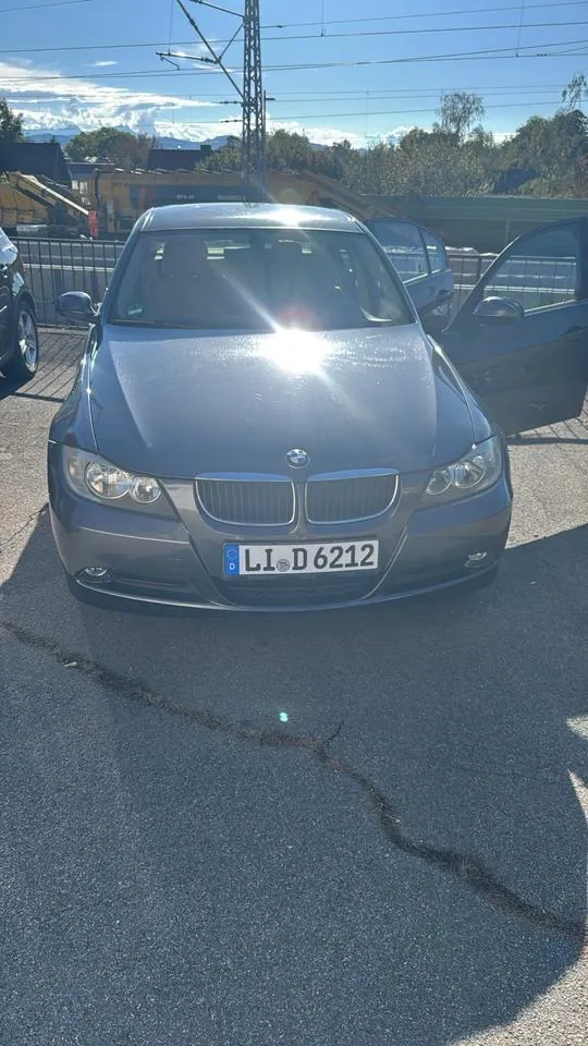 BMW 320I