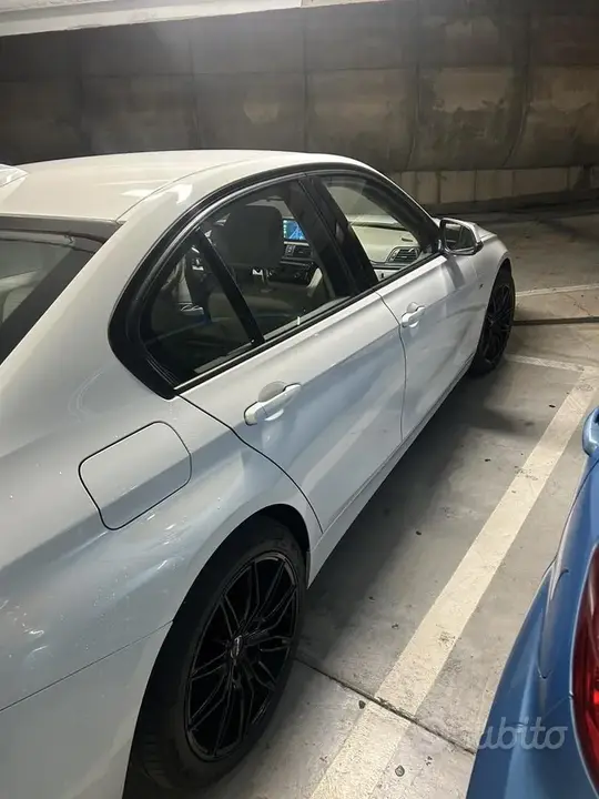 BMW 316D 2012 photo 4