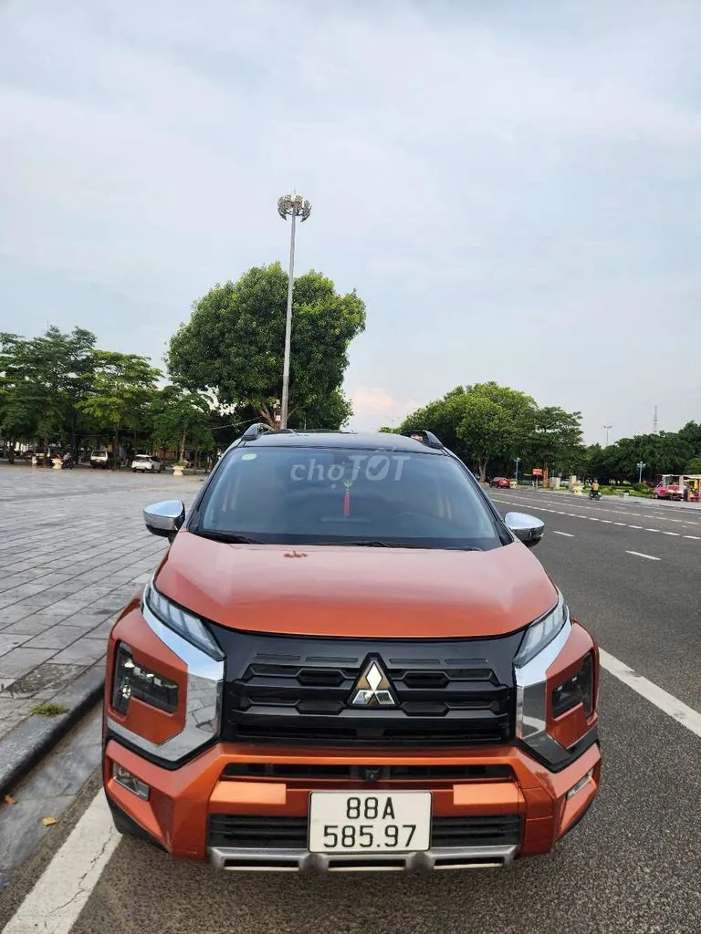 Mitsubishi Xpander Cross