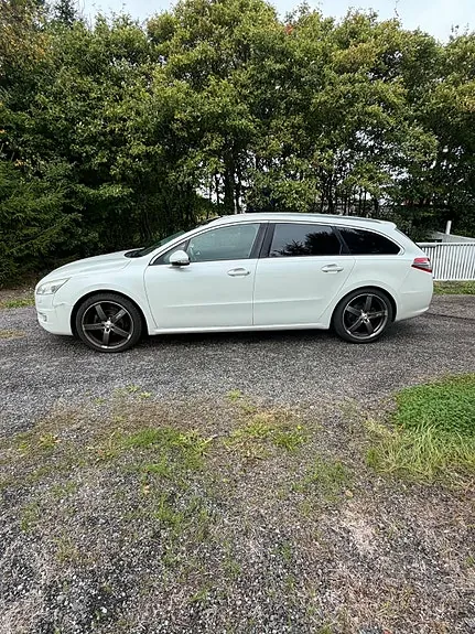 Peugeot 508 2011 photo 2