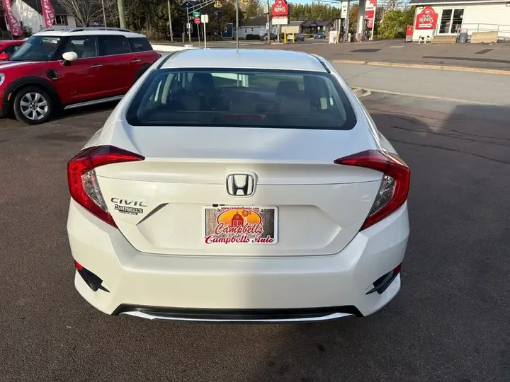 Honda Civic 2021 photo 5