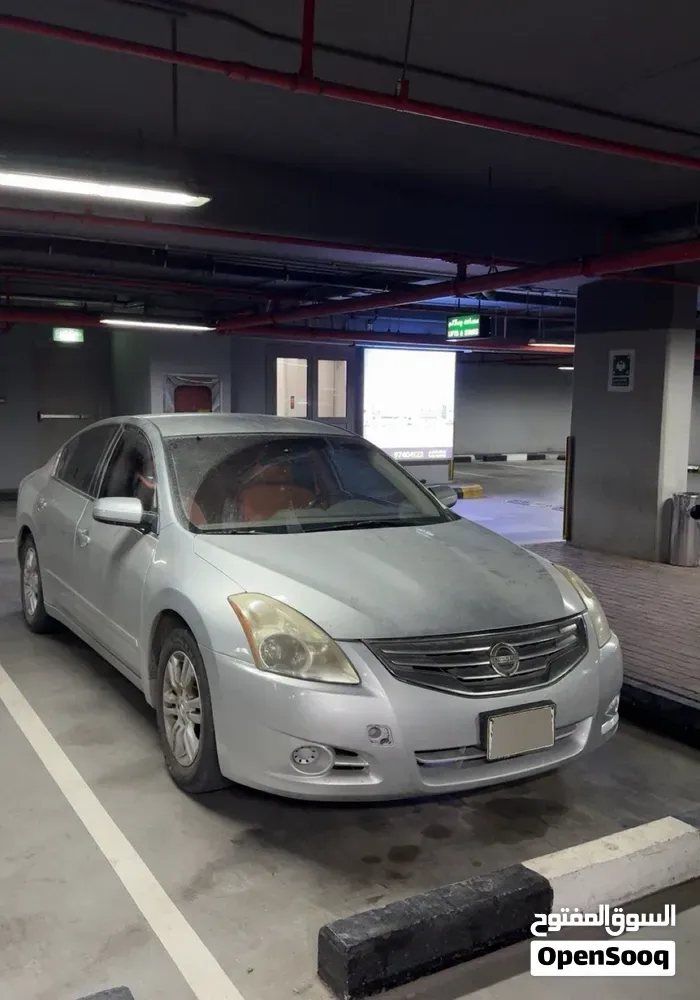 Nissan Altima 2012 photo 5