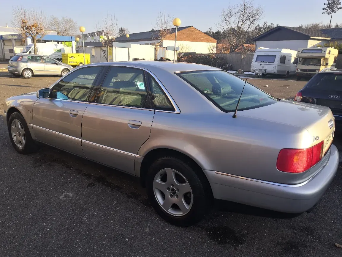 Audi A8 2000 photo 3