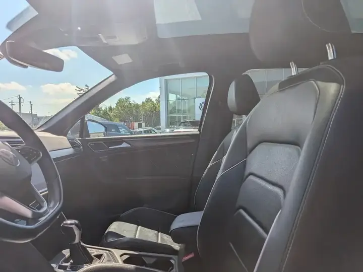 Volkswagen Tiguan 2022 photo 5